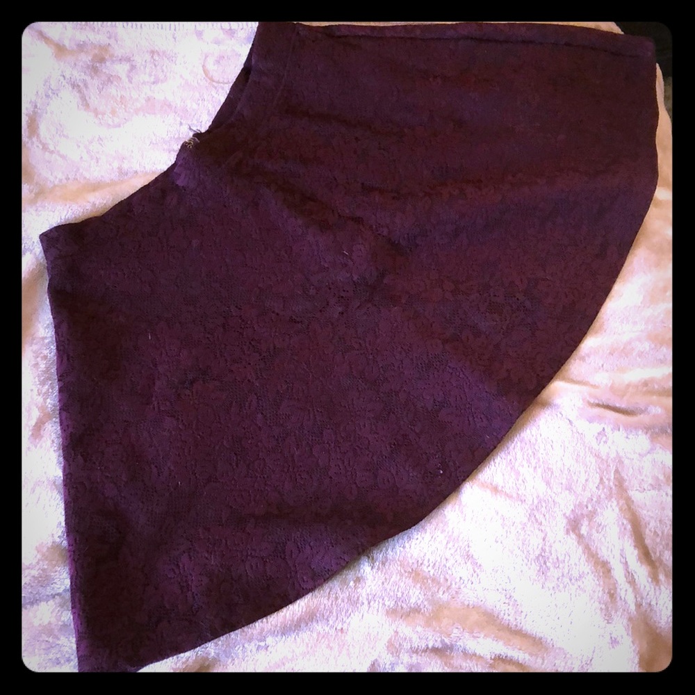 Super cute burgundy skirt